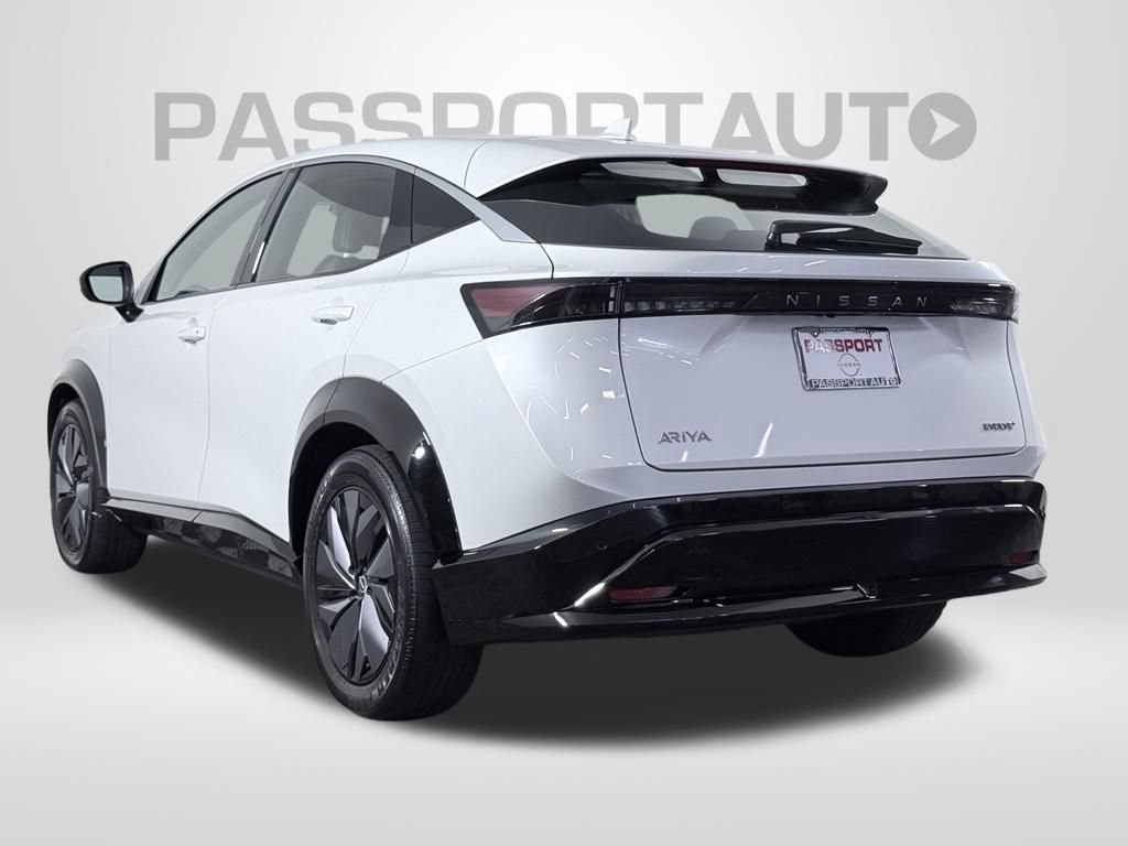 Certified 2024 Nissan Ariya FWD image 5