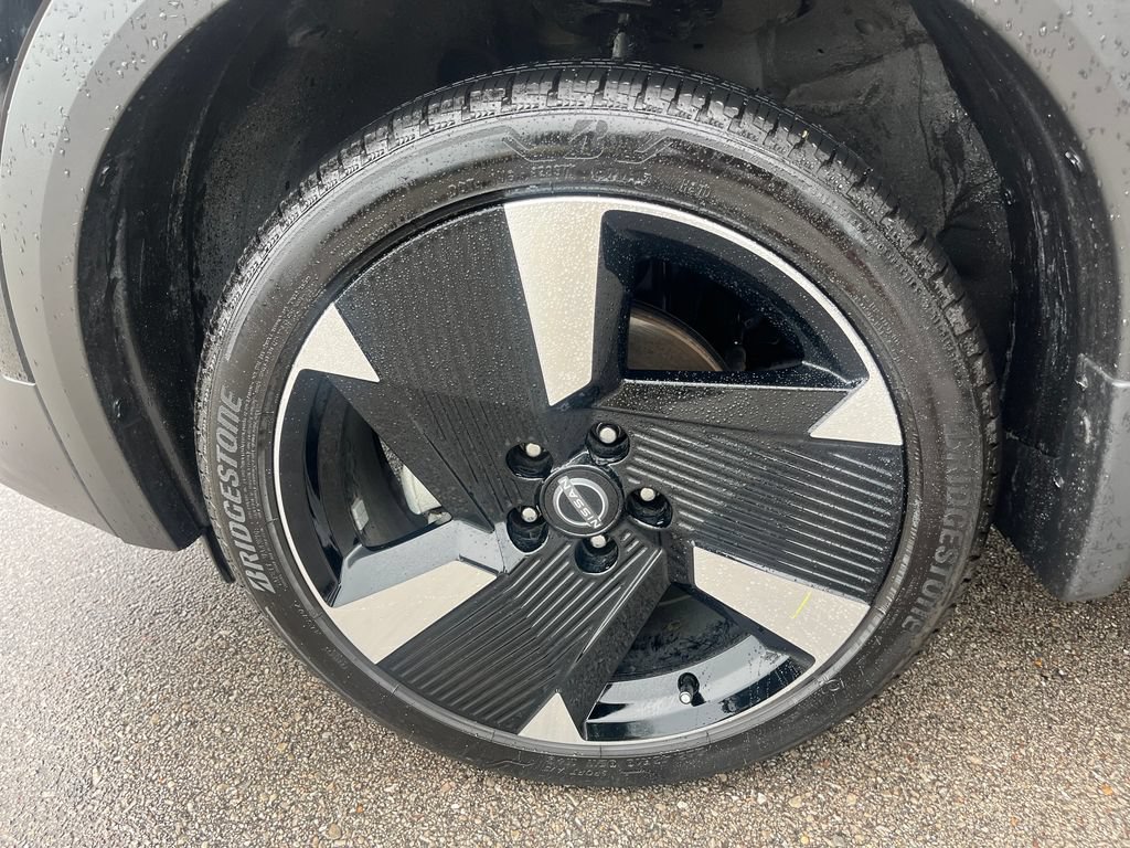 Used 2026 Nissan Kicks SR FWD image 29