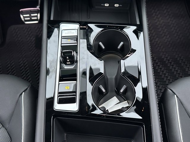 New 2026 Volkswagen Atlas SEL Premium R-Line image 32