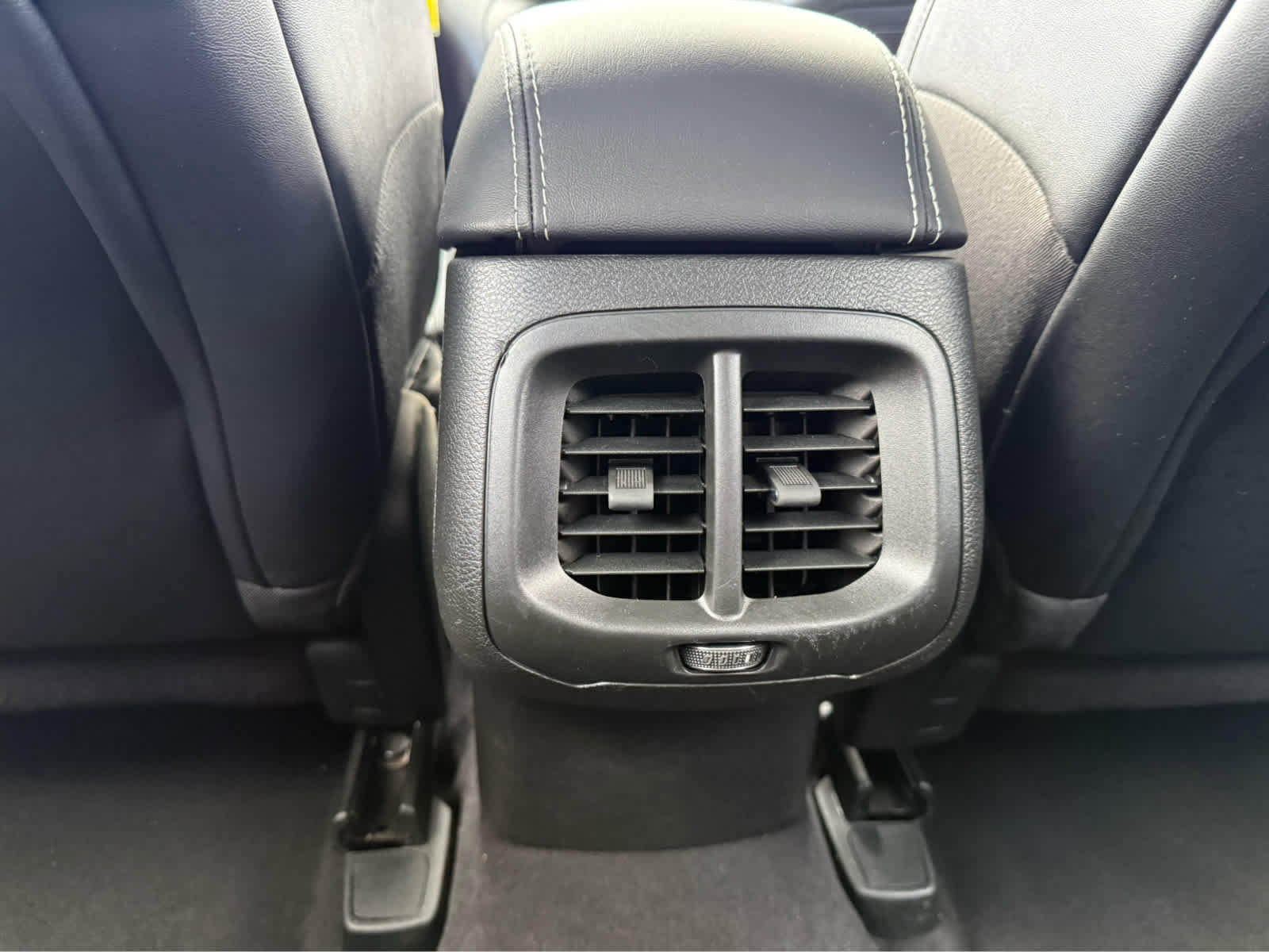 Used 2022 Jeep Cherokee Latitude AWD/4WD image 26