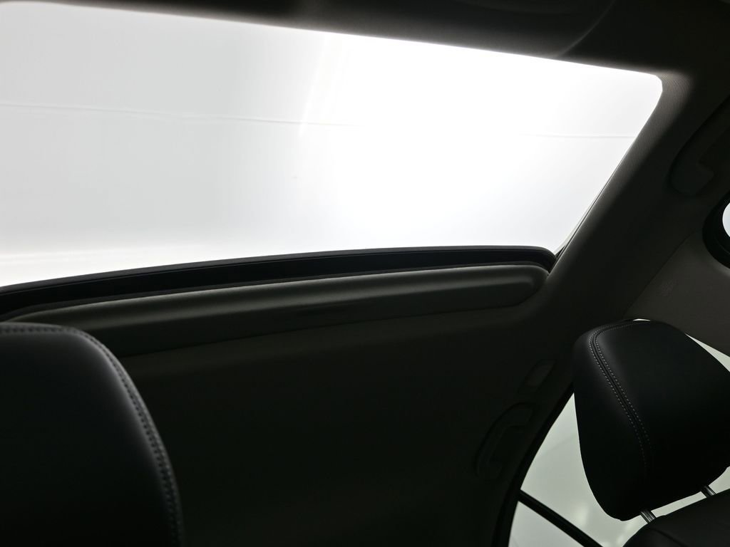 Certified 2023 INFINITI Q50 Luxe w/ Cargo Package image 26