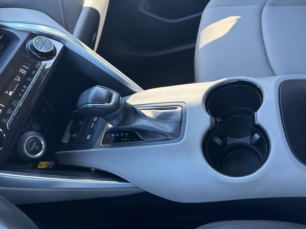 Used 2023 Toyota Venza LE image 20