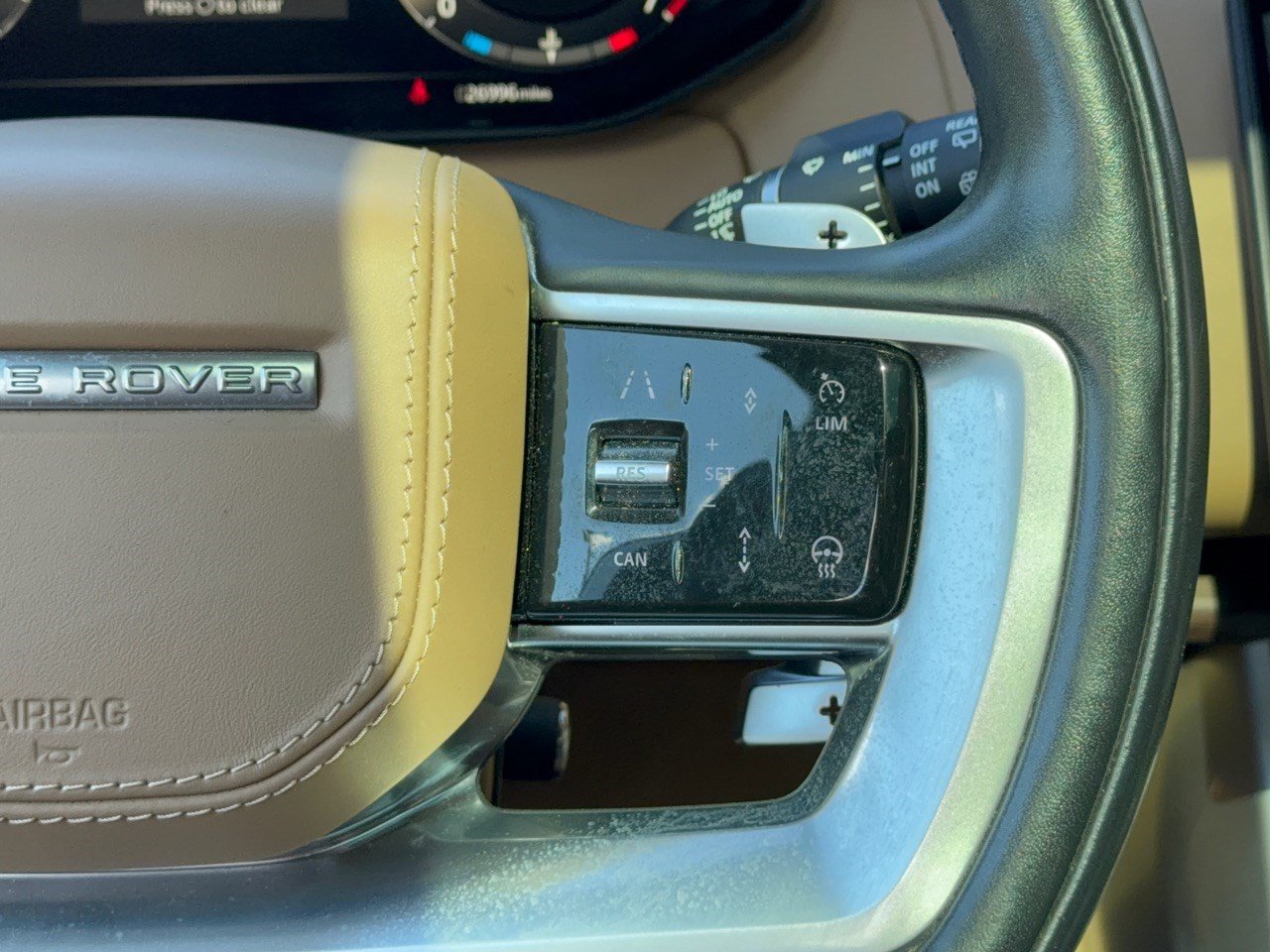 Used 2023 Land Rover Range Rover SE AWD/4WD image 19