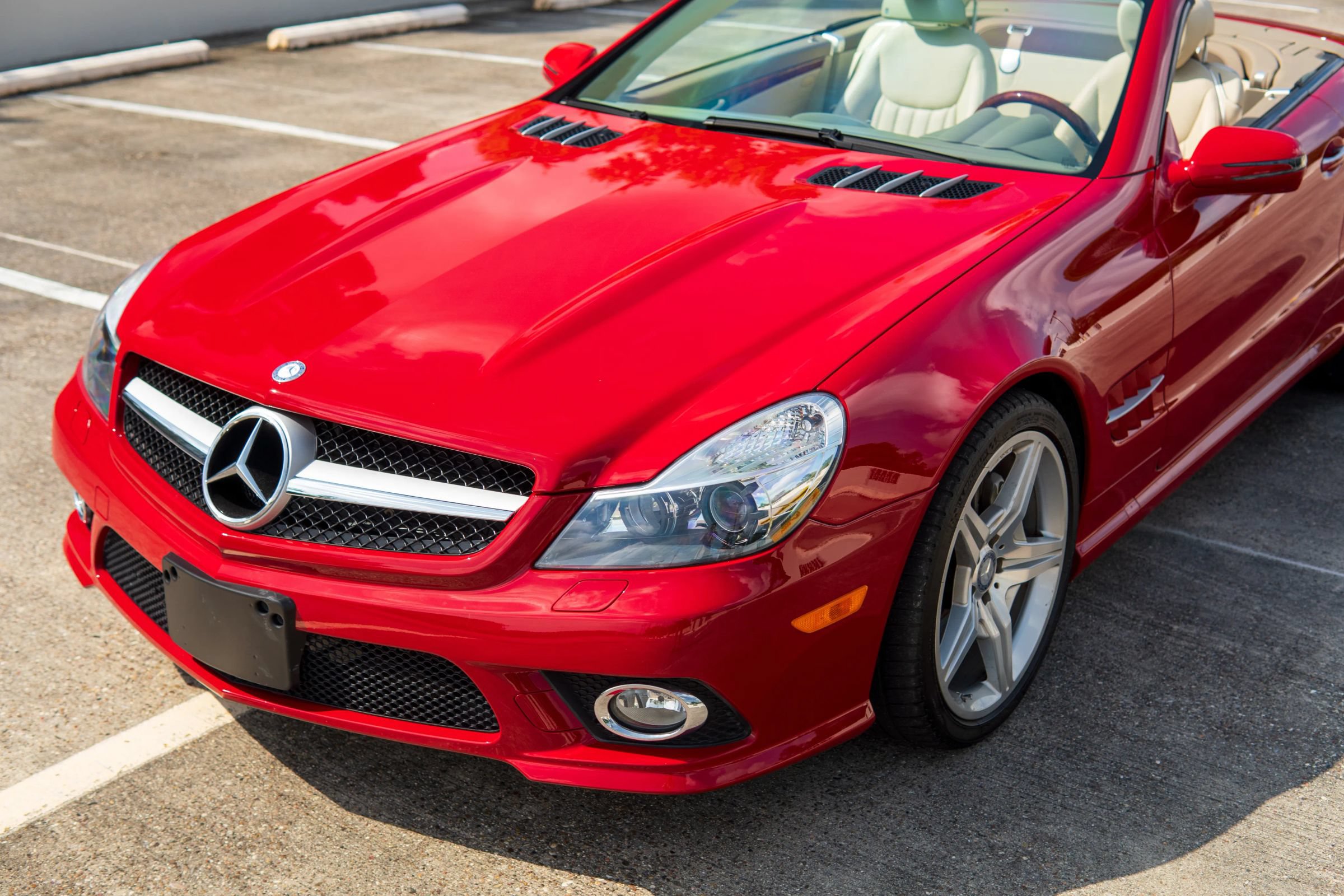 Used 2011 Mercedes-Benz SL 550 image 19
