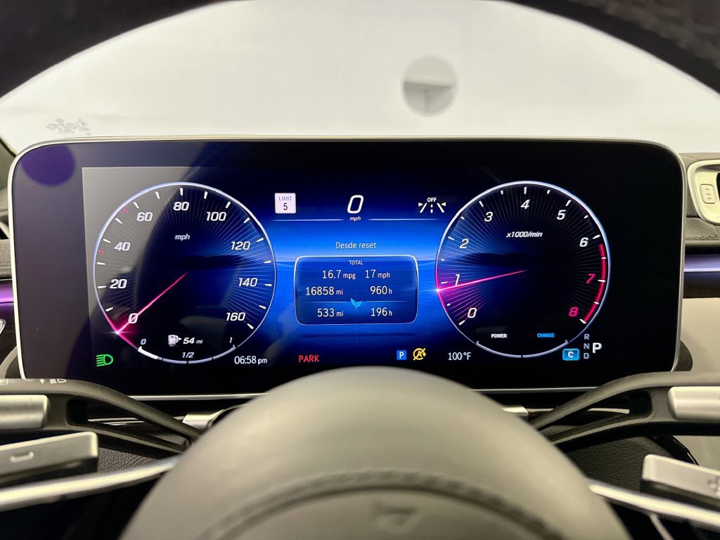 Used 2023 Mercedes-Benz S 580 4MATIC Sedan w/ AMG Line image 12