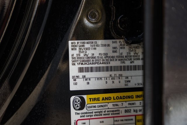 Used 2023 Ford Expedition Max Limited image 44