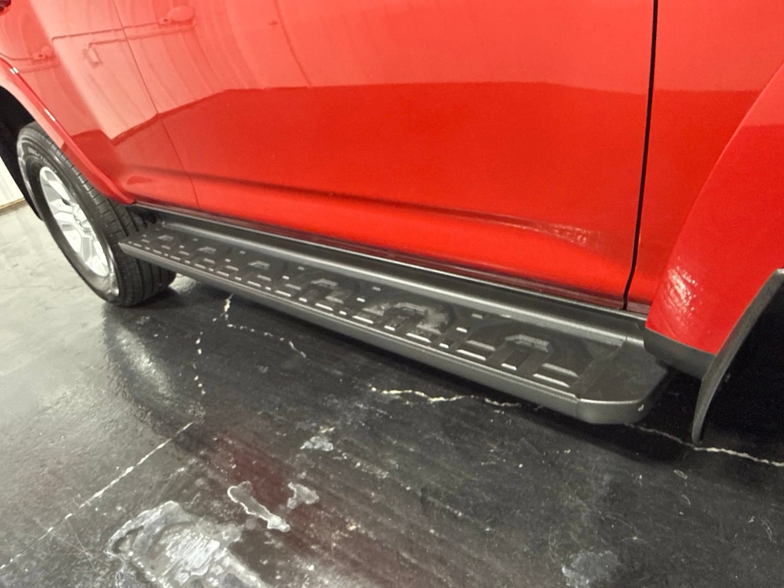 Used 2024 Toyota 4Runner SR5 AWD/4WD image 46