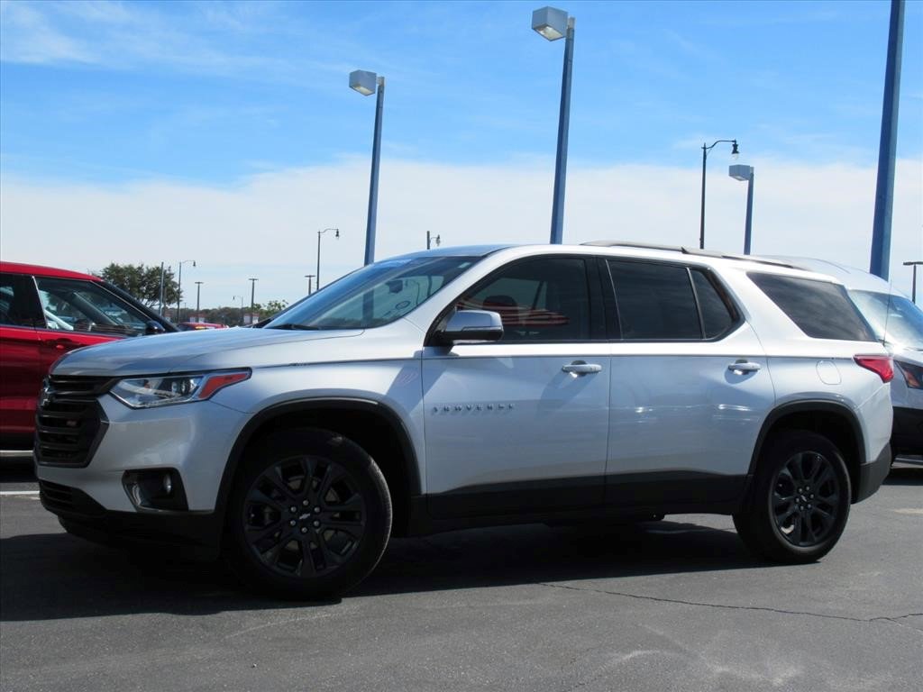 Certified 2021 Chevrolet Traverse RS image 2