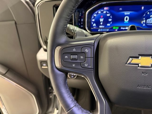 Used 2025 Chevrolet Silverado 1500 High Country AWD/4WD image 16
