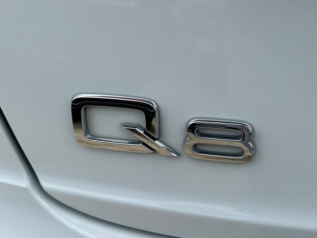 Used 2023 Audi Q8 Premium Plus w/ Premium Plus Package AWD/4WD image 13
