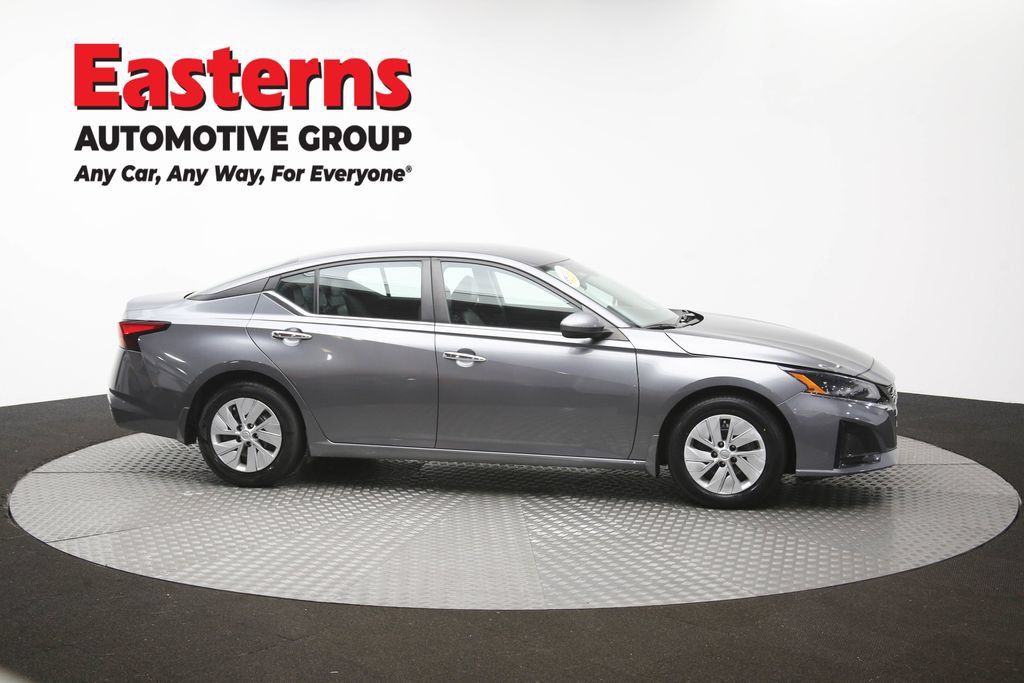 Used 2023 Nissan Altima 2.5 S FWD image 45