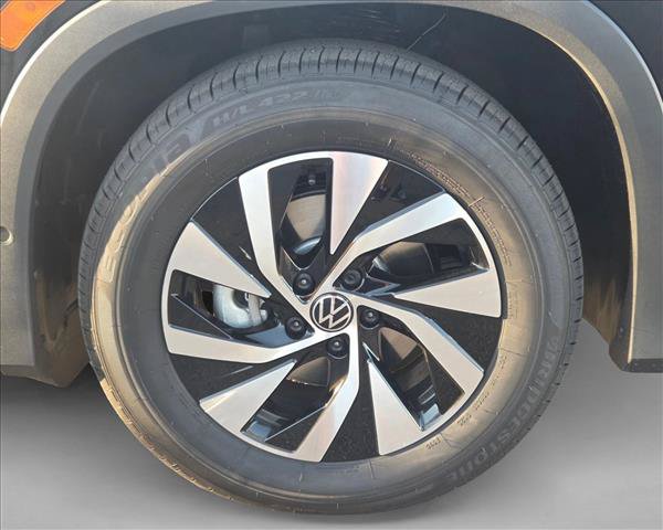 Used 2026 Volkswagen Tiguan S FWD image 10