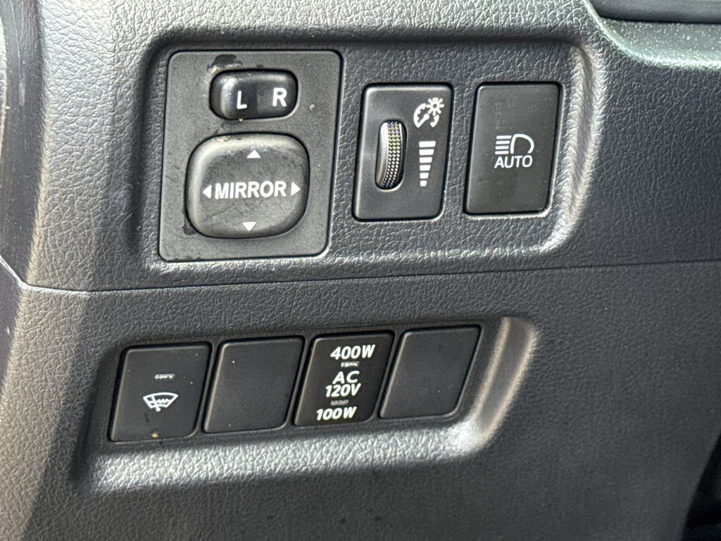 Used 2021 Toyota 4Runner SR5 Premium w/ Moonroof Package RWD image 23