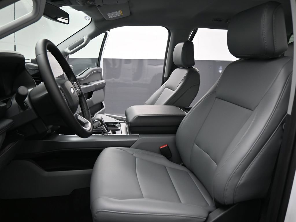 New 2025 Ford F150 Lightning Flash image 9