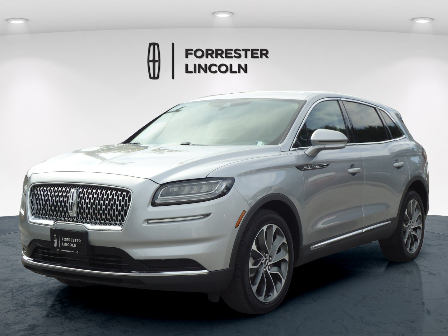 Certified 2023 Lincoln Nautilus Reserve AWD/4WD image 7