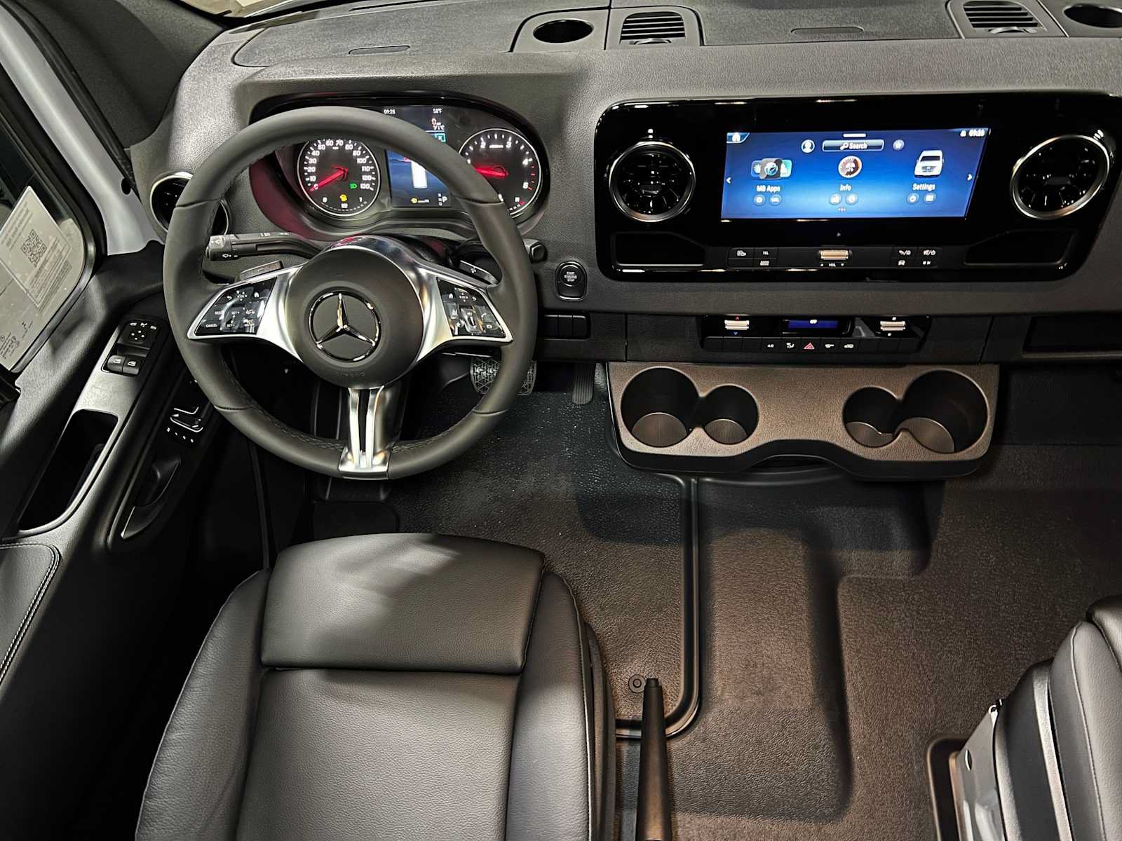 Used 2026 Mercedes-Benz Sprinter 2500 image 32