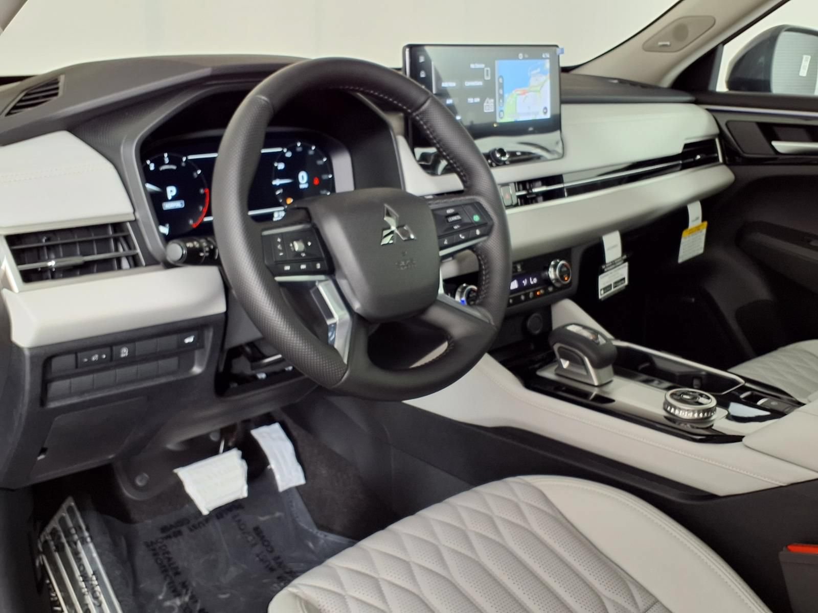 New 2026 Mitsubishi Outlander SEL AWD/4WD image 15