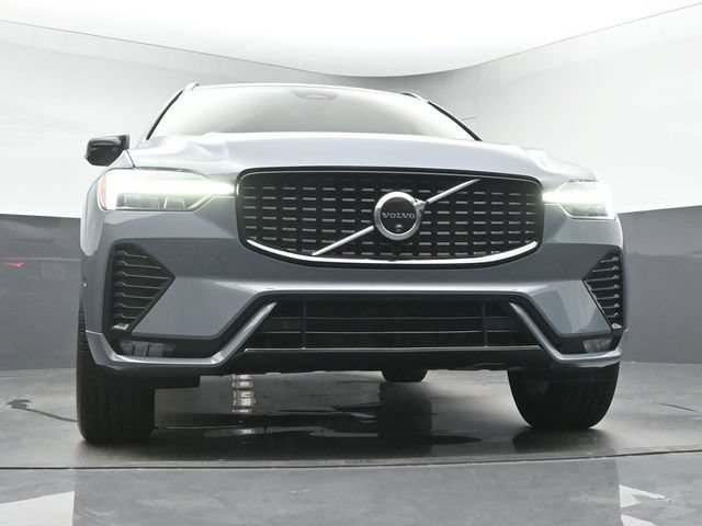 Used 2024 Volvo XC60 B5 Plus w/ Protection Package Premier AWD/4WD image 35