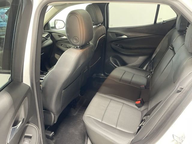 Used 2022 Buick Encore GX Essence w/ Experience Buick Package image 22
