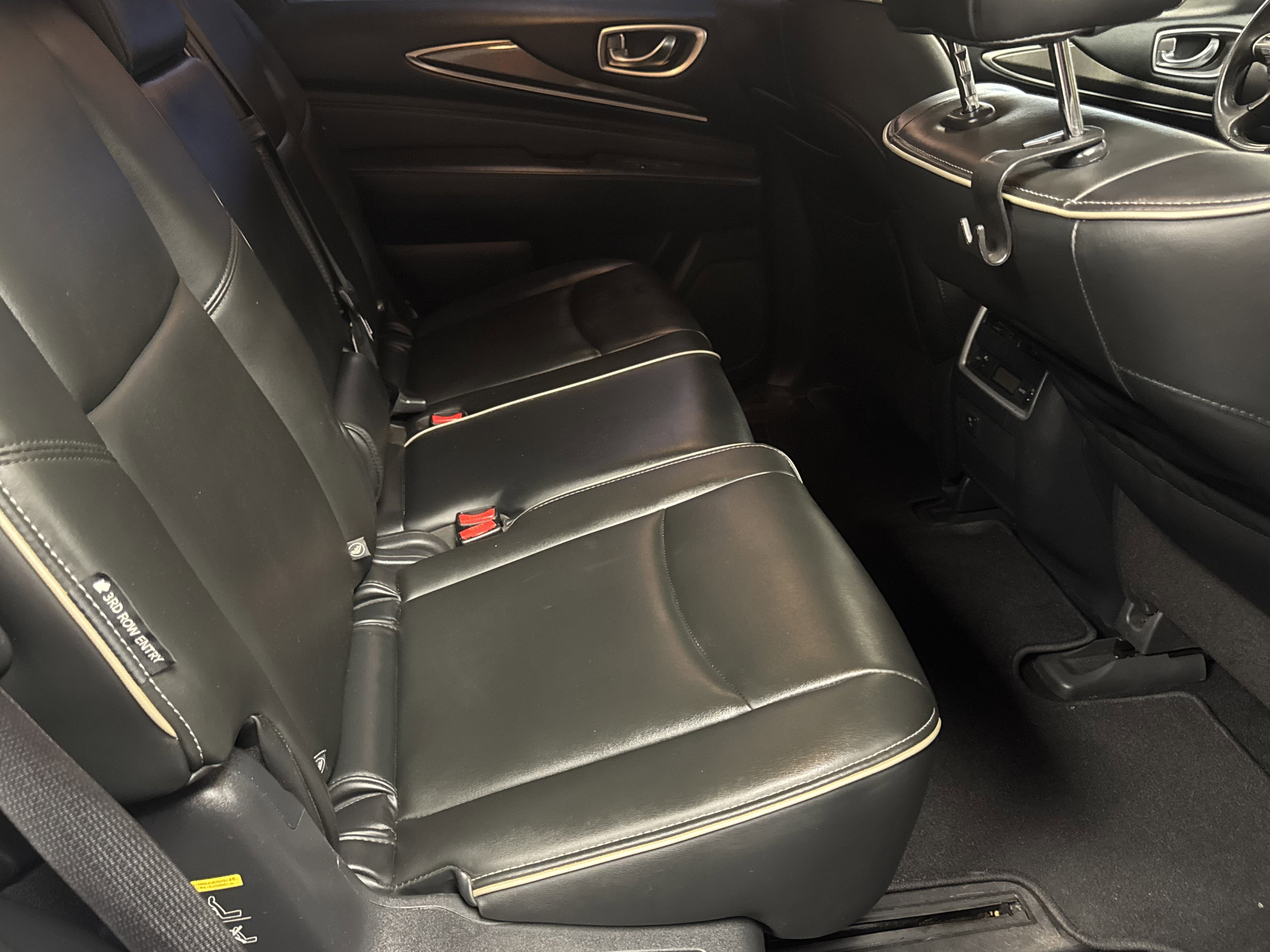 Used 2019 INFINITI QX60 Pure image 16