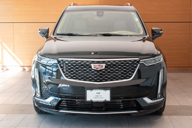 Used 2024 Cadillac XT6 Premium Luxury w/ Platinum Package AWD/4WD image 2