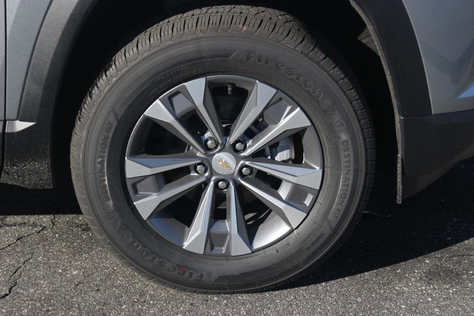 New 2026 Chevrolet Equinox LT image 9