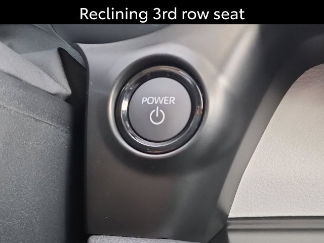 Certified 2026 Toyota Sienna XLE FWD image 20