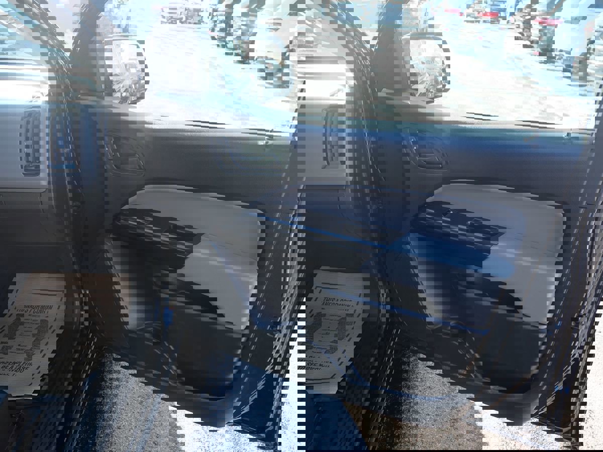 Used 2020 Chevrolet Colorado W/T w/ Custom Special Edition image 21