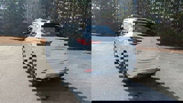 New 2025 MAZDA CX-5 Signature image 5