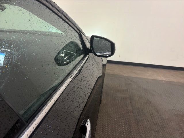 Used 2017 Nissan Maxima Platinum image 11