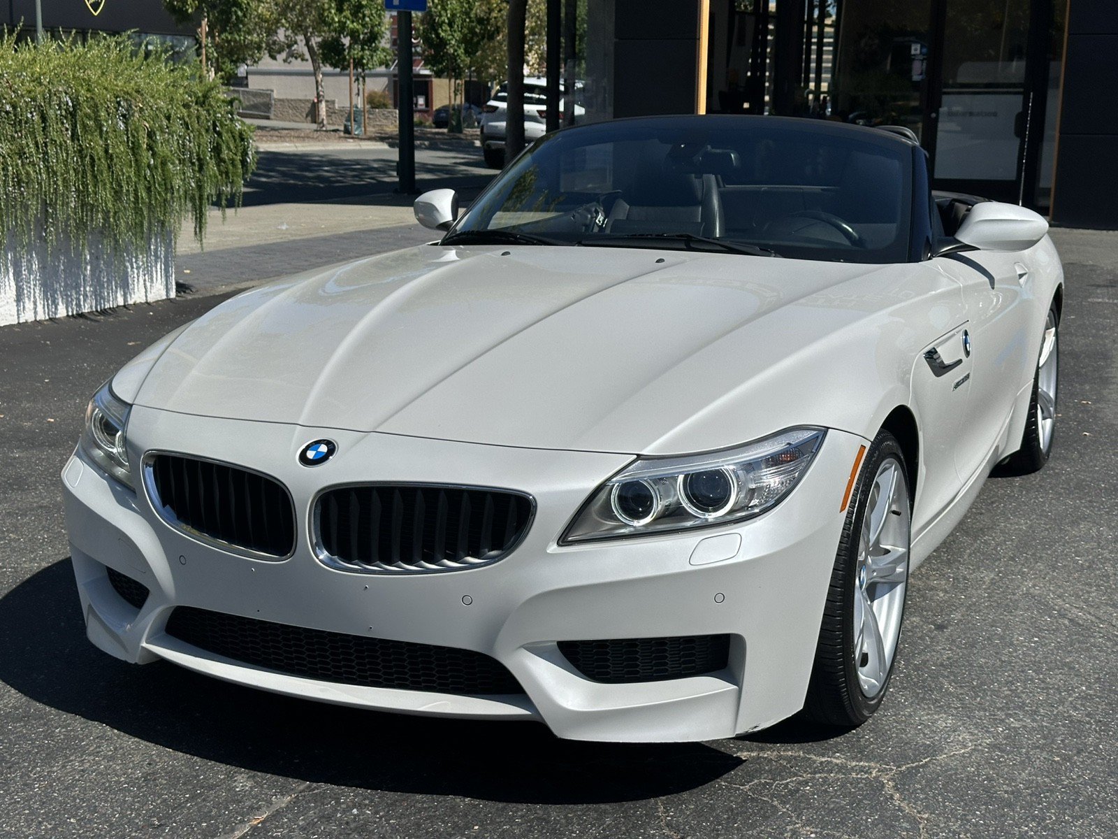 Used 2016 BMW Z4 sDrive28i RWD image 4