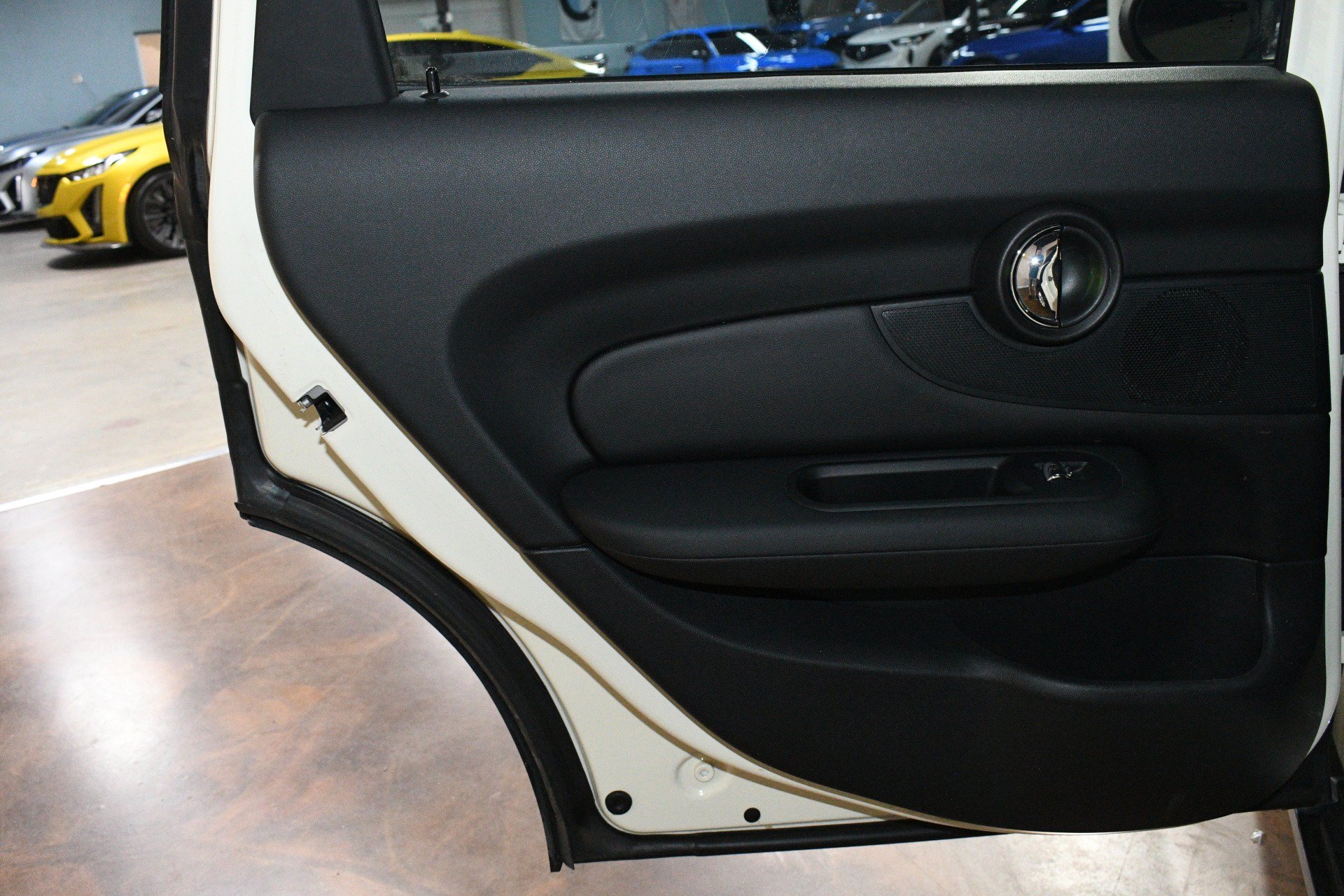 Used 2016 MINI Cooper Clubman FWD image 43