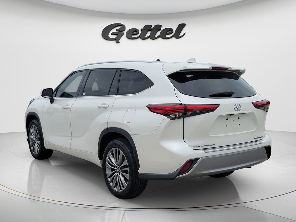 Certified 2020 Toyota Highlander Platinum FWD image 7