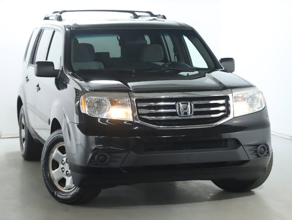 Used 2015 Honda Pilot LX image 2