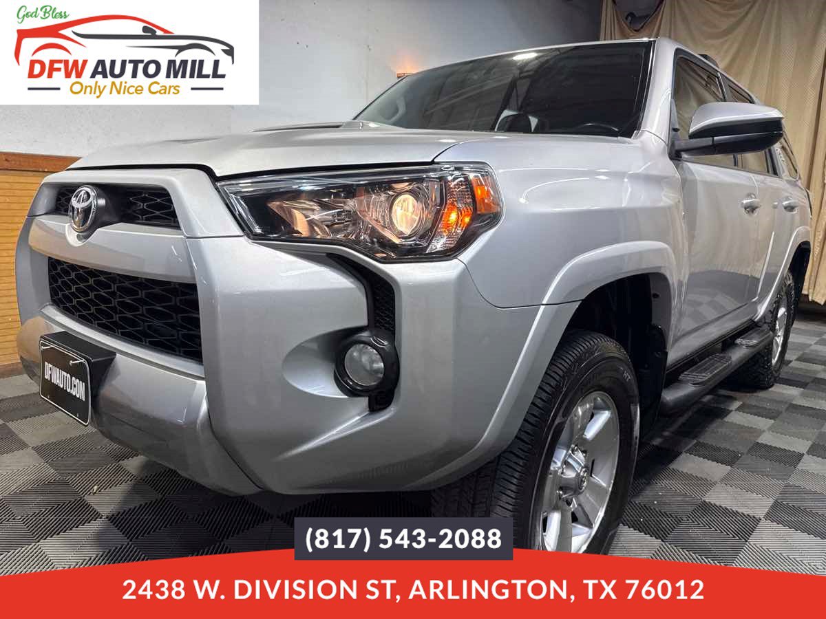 Used 2018 Toyota 4Runner TRD Off-Road AWD/4WD image 1