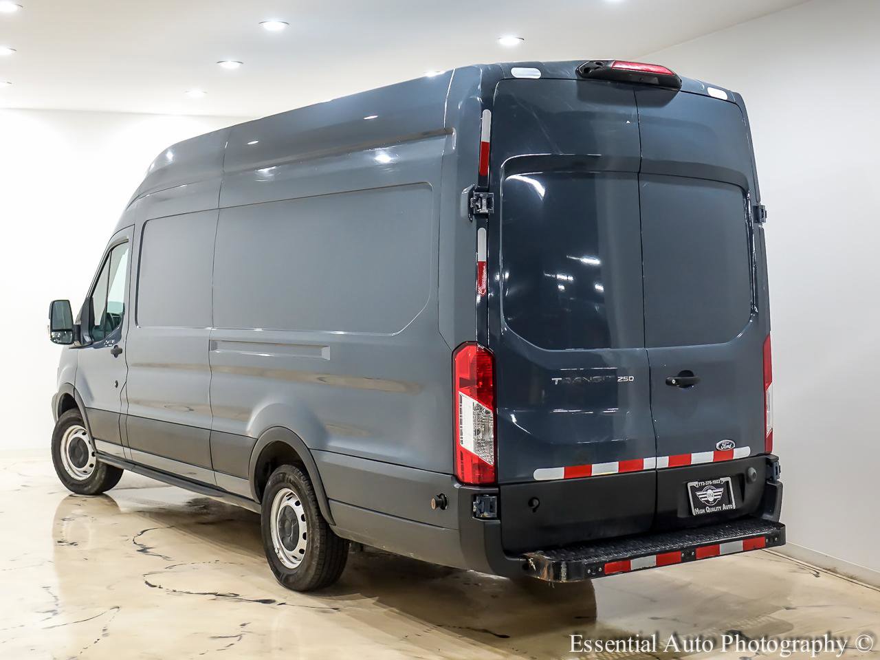 Used 2019 Ford Transit 250 148 High Roof Extended RWD image 6