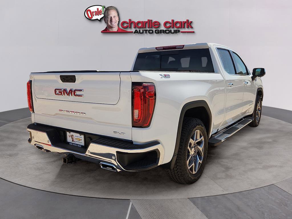 New 2026 GMC Sierra 1500 SLT image 5