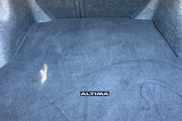 Used 2024 Nissan Altima 2.5 SR FWD image 17