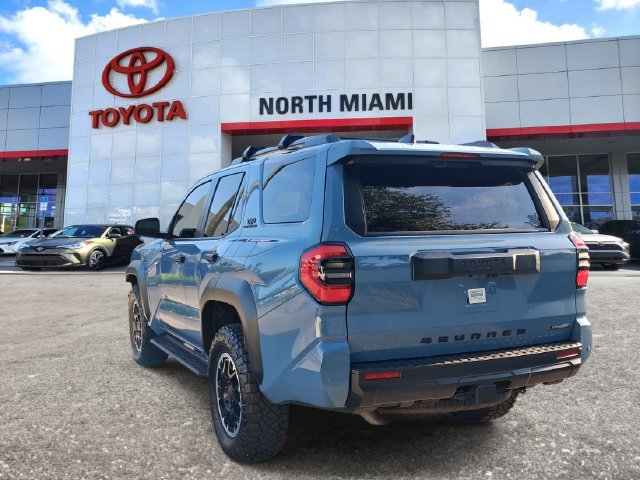 Used 2025 Toyota 4Runner TRD Off-Road AWD/4WD image 3