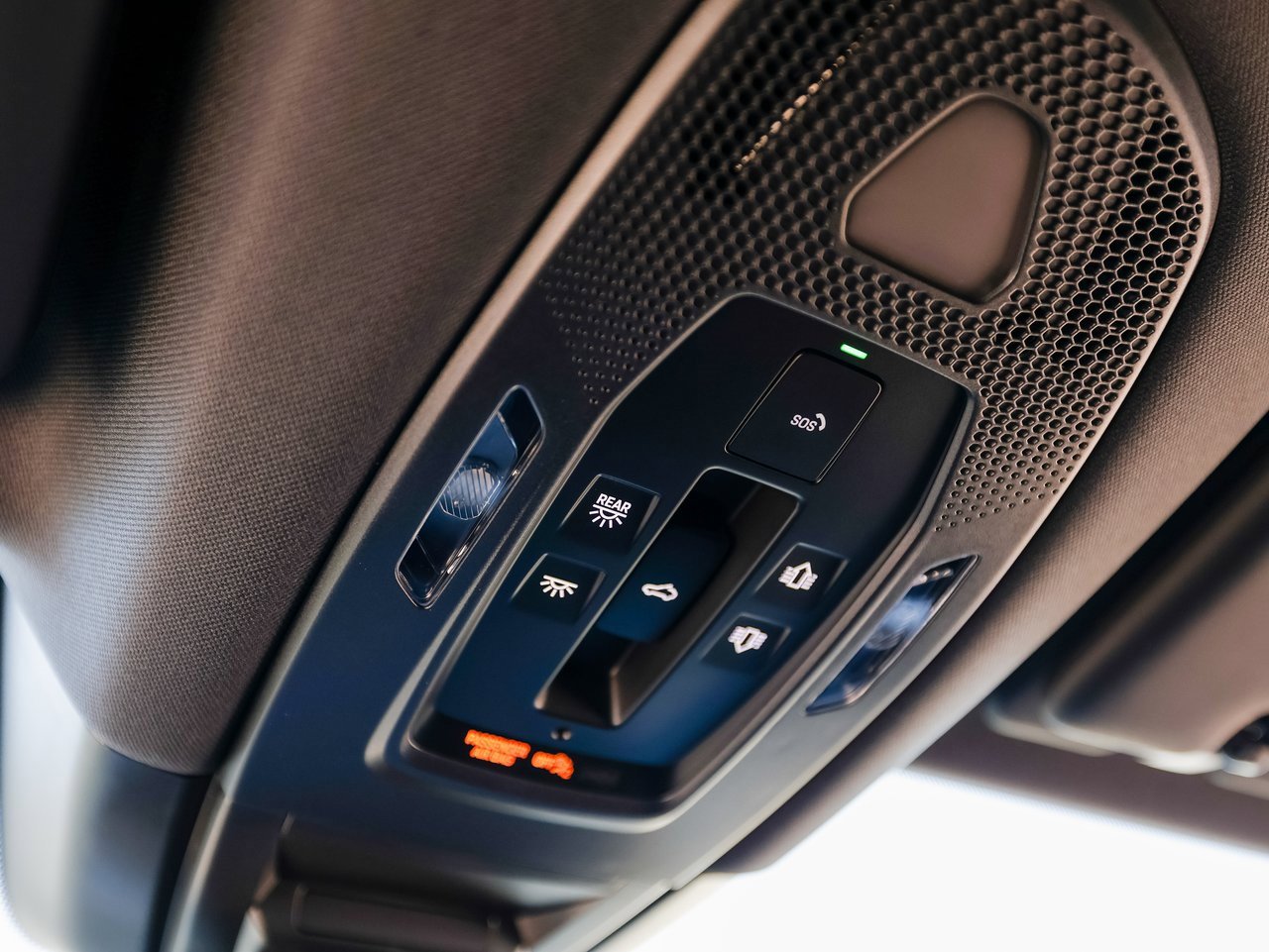 New 2025 Porsche Cayenne image 21