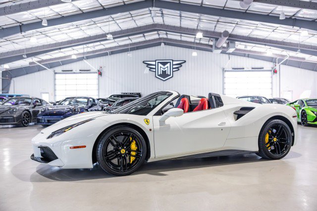 Used 2018 Ferrari 488 Spider image 1