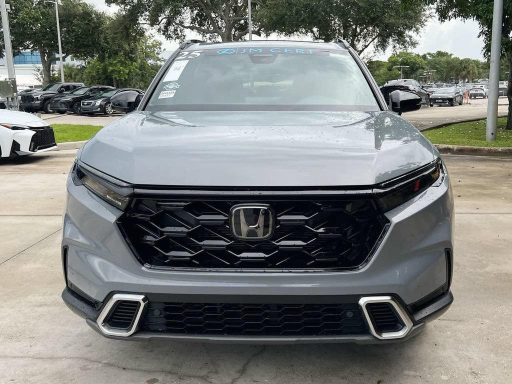 Used 2025 Honda CR-V Sport Touring image 2