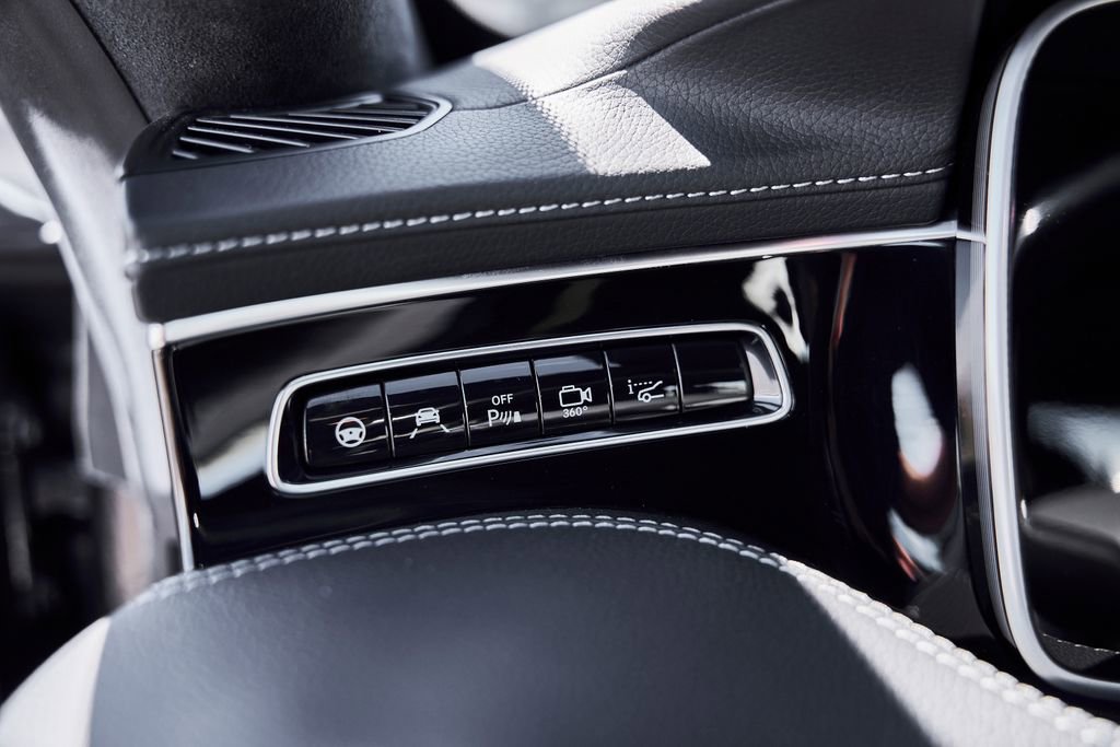 Used 2016 Mercedes-Benz S 63 AMG 4MATIC Coupe image 44