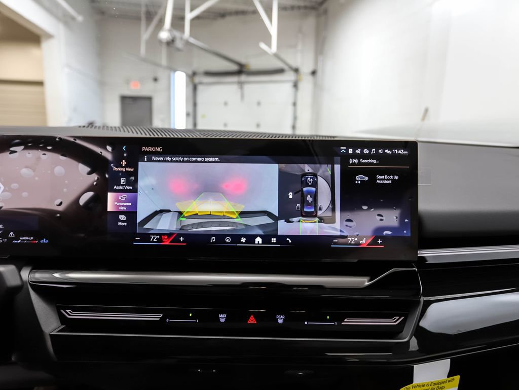 Certified 2025 BMW 530i xDrive w/ M Sport Package image 18