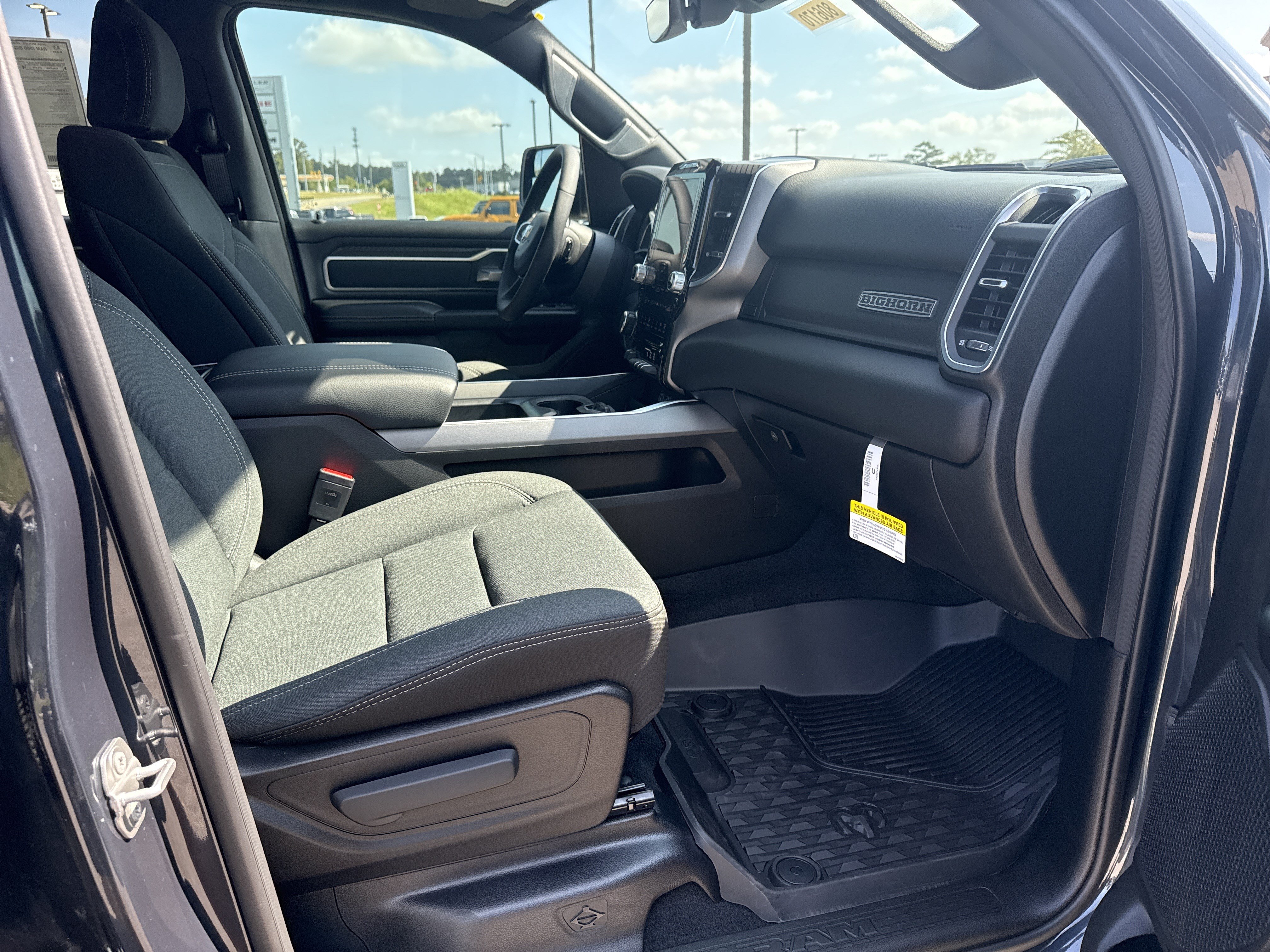 New 2026 RAM 1500 Big Horn AWD/4WD image 13