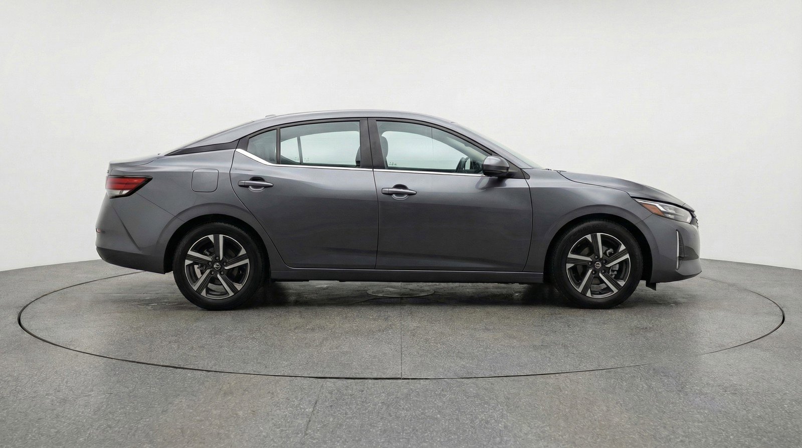 Used 2025 Nissan Sentra SV FWD image 11