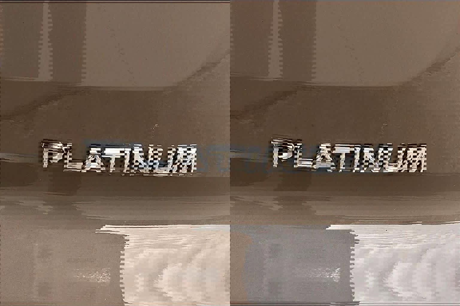 Used 2024 Nissan Pathfinder Platinum w/ Cargo Package image 10