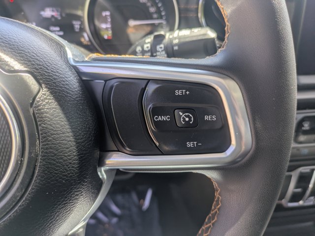 Used 2023 Jeep Wrangler Unlimited Sahara AWD/4WD image 23