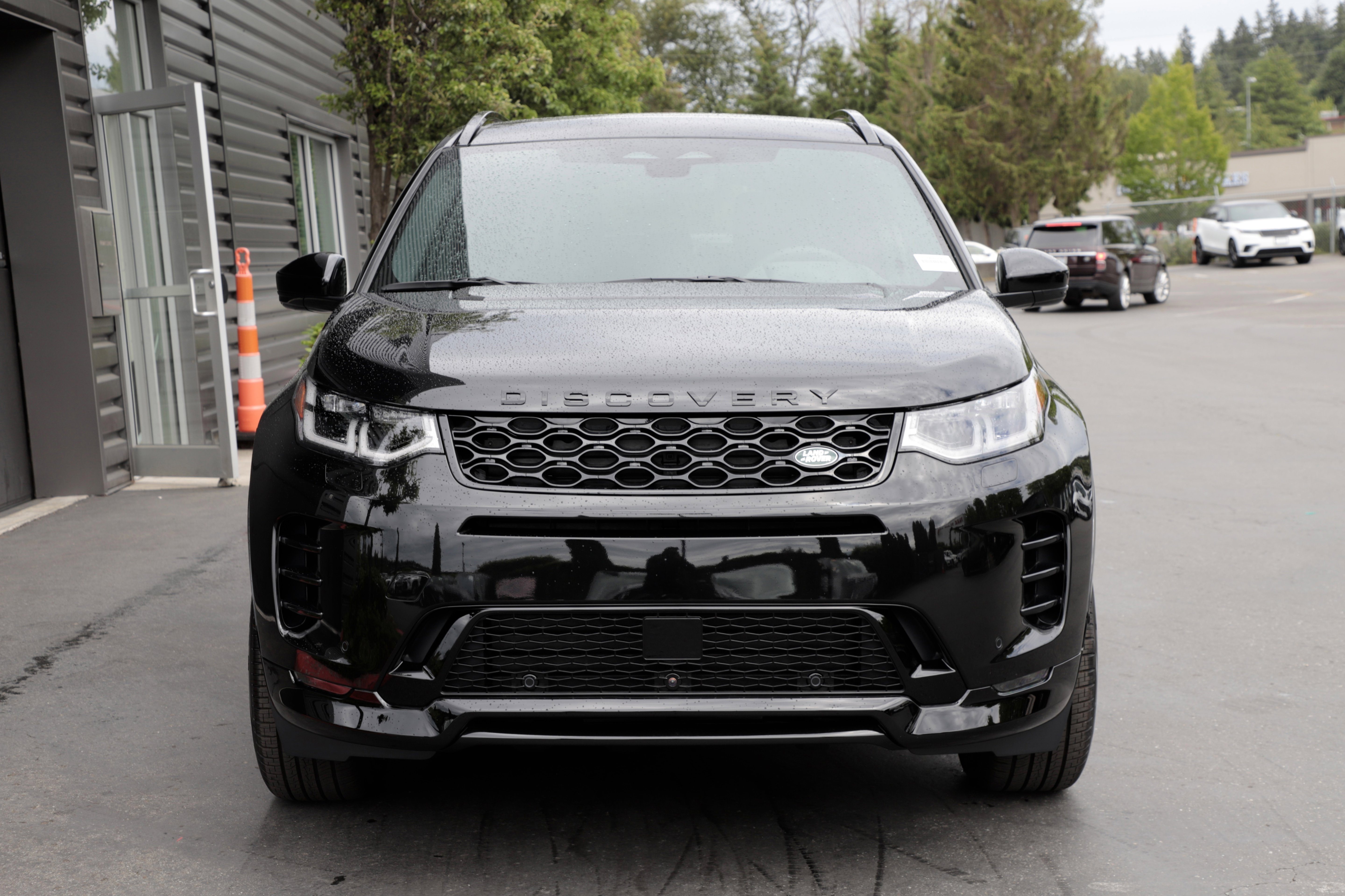 New 2026 Land Rover Discovery Sport Landmark AWD/4WD image 4