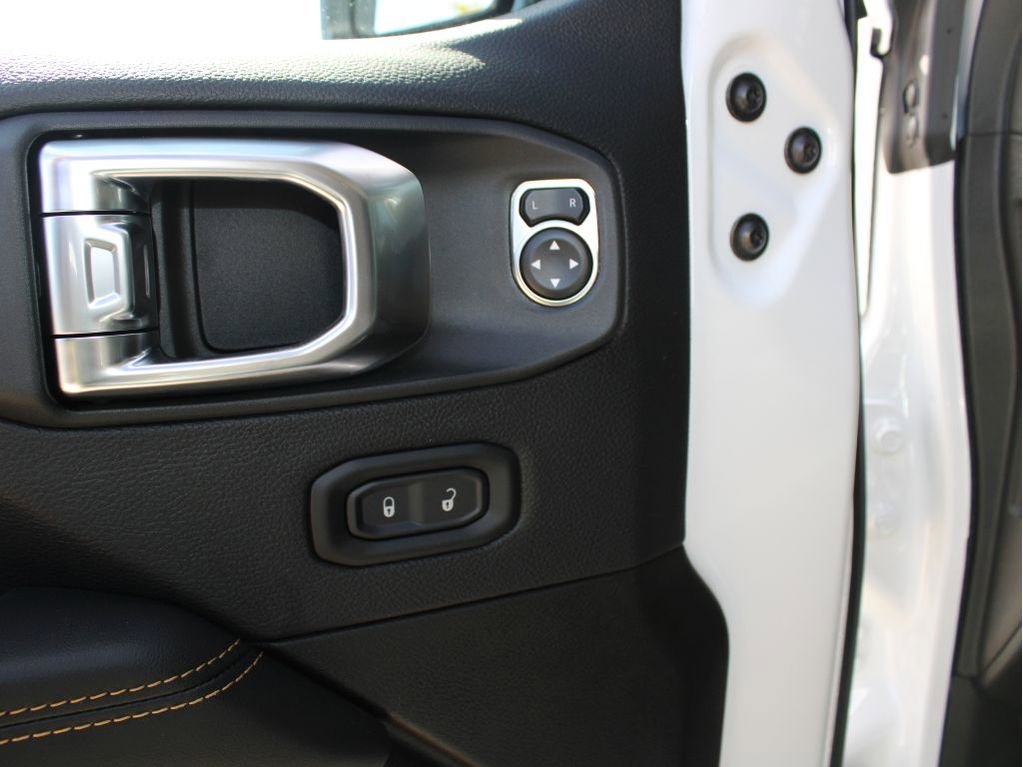 New 2025 Jeep Gladiator Sport image 10